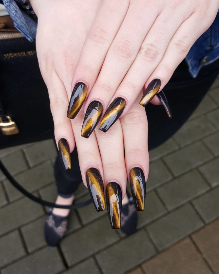 40 Manicure Inspiration Ideas with These Classy Nail Designs