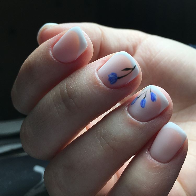 45 Awesome French Manicure Designs to Try and Remain in Style