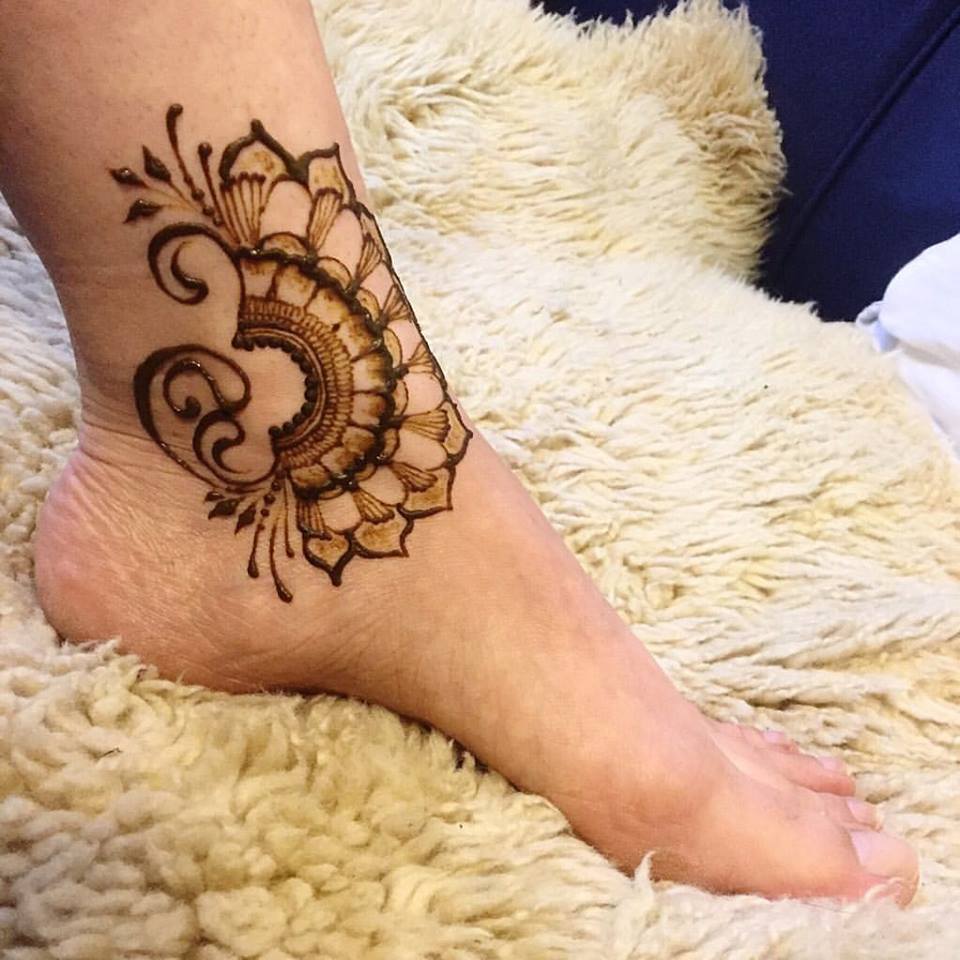 Quick Ankle Summer Sun Tattoo