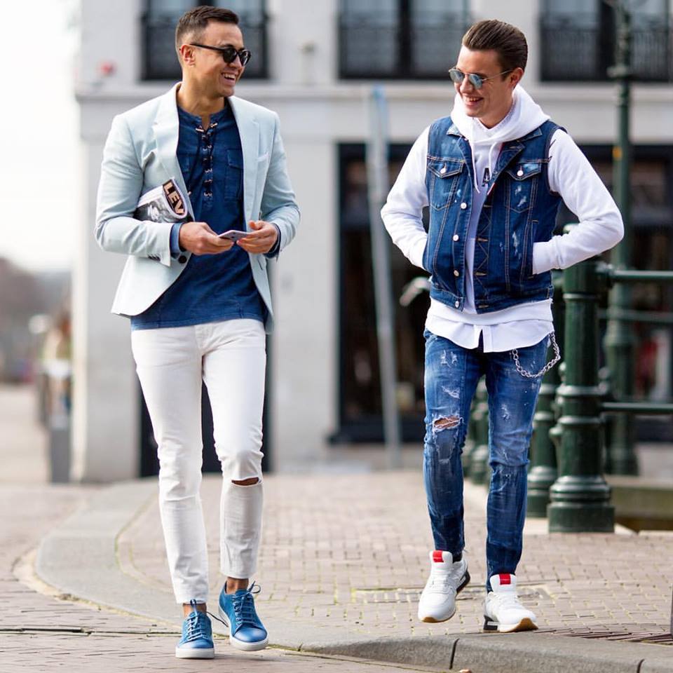 light blue jeans outfits