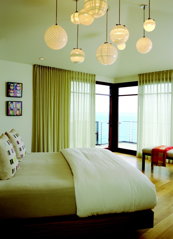 Modern Coastal Bedroom Design 