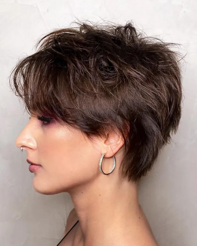 Wispy Pixie Cut for Effortless Style