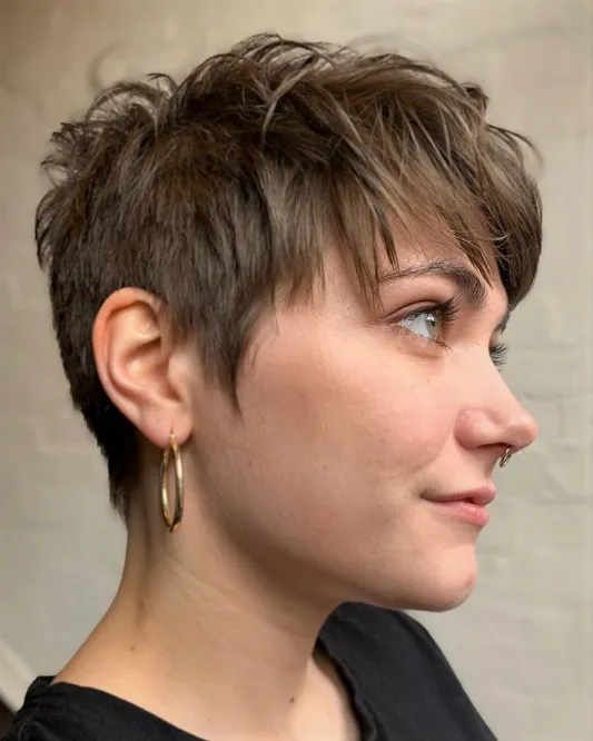 Tousled Brown Pixie for a Carefree Vibe