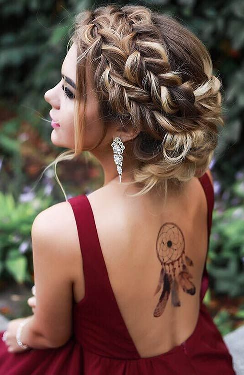 BEST PROM NIGHT HAIRSTYLE FOR LONG HAIR