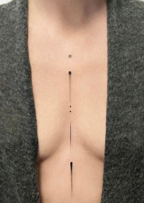 Minimalist lines on the chest