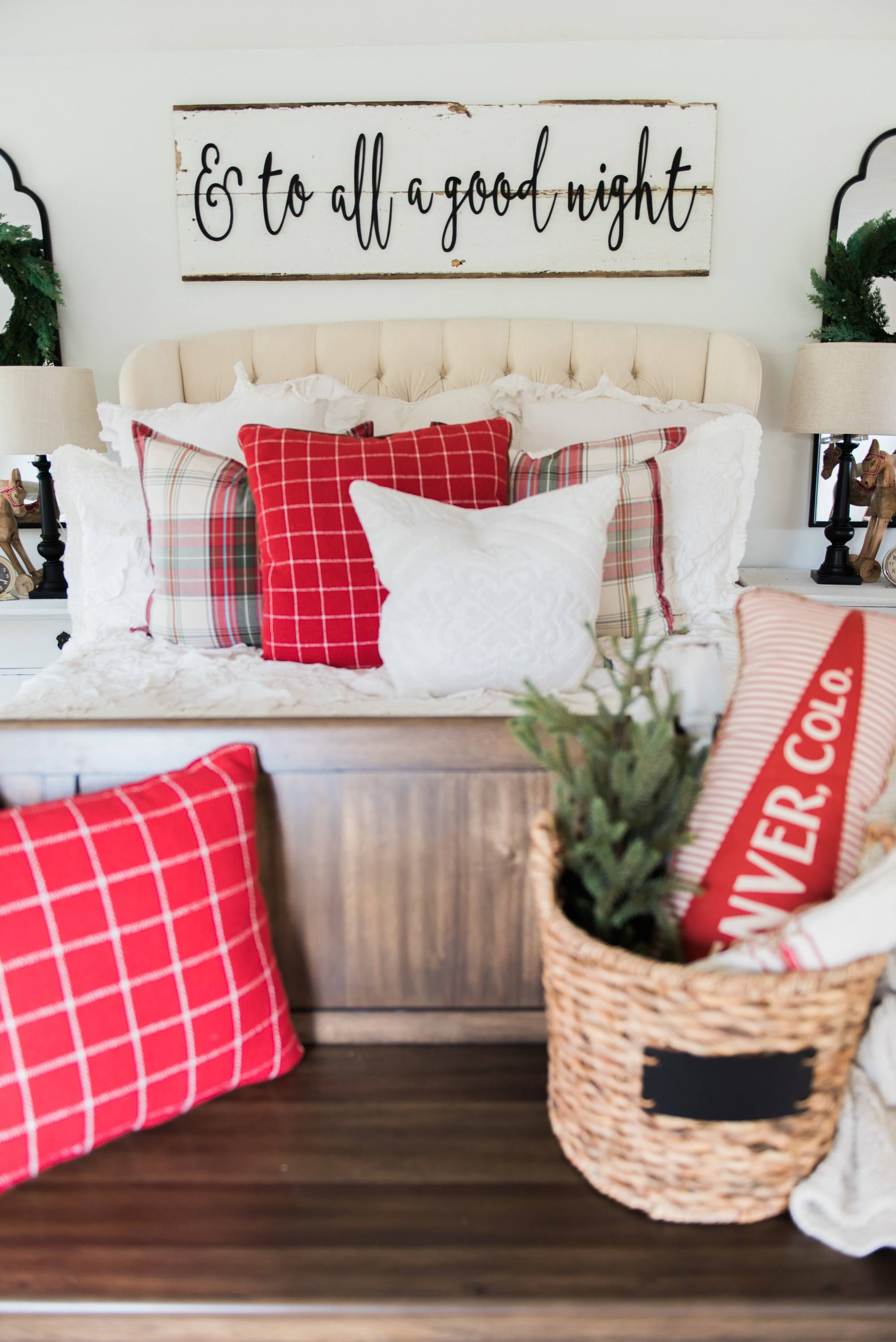 Red and white Christmas bedroom decor.