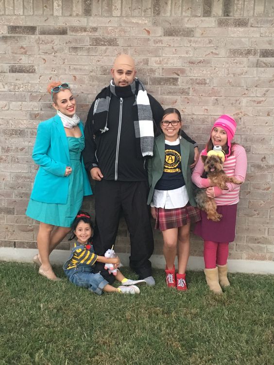 45+ Family Halloween Costumes So That You can Take your Common Family Love