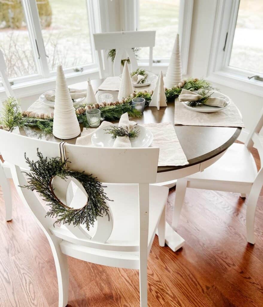 Warm Wood Flooring Hosts a Dining Nook