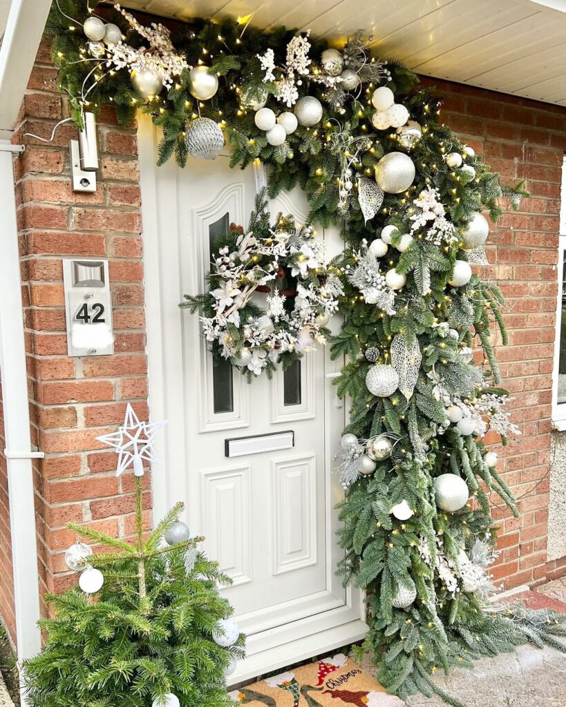 White and Festive Outdoor Garland