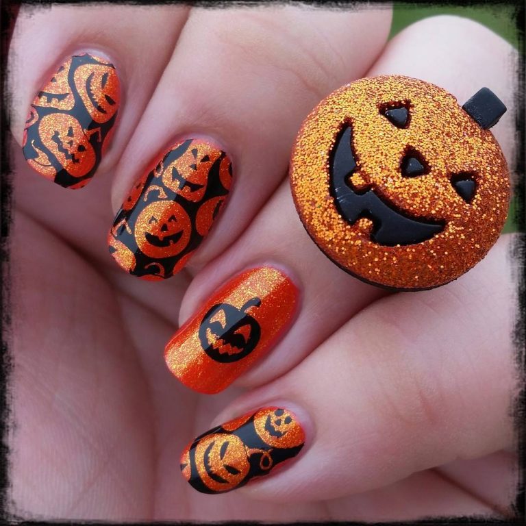 Top 100 Halloween Nail Art designs which are artistic and gory