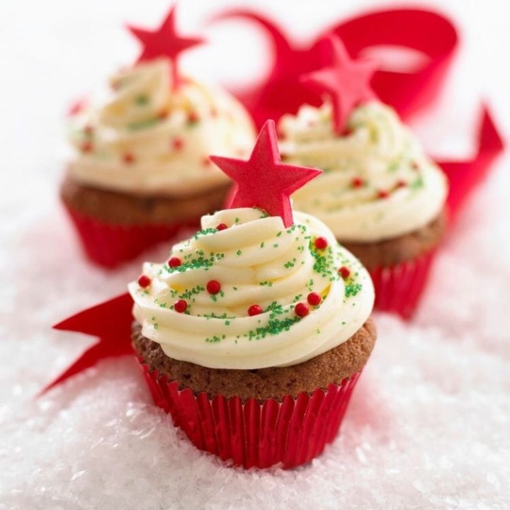 50 Christmas Cupcake Recipes that Will Throw in a Dash of Colourful ...