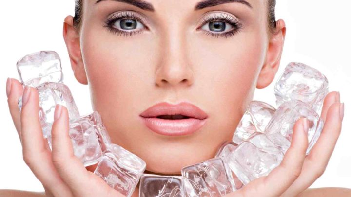 Getting A Happy And Glowing Skin By Applying Ice Cubes