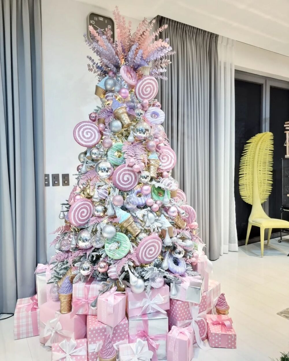 Candyland-Themed Christmas Tree