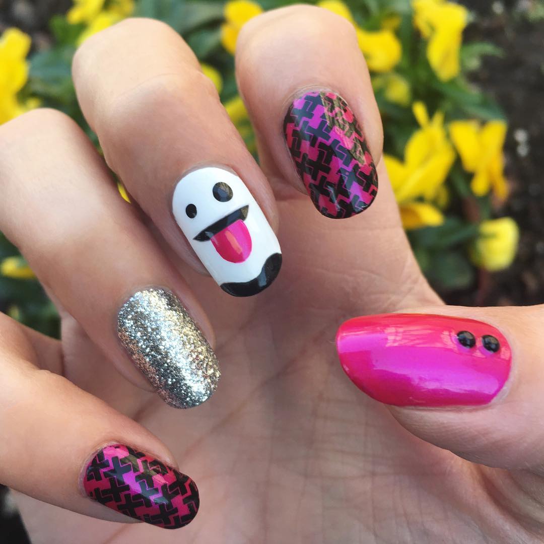 Funny Ghost On Pink Nails