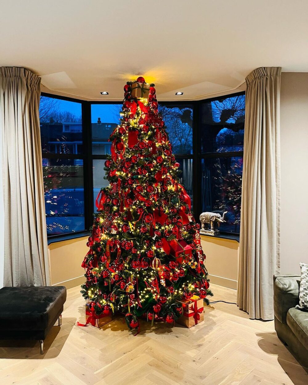 Red Christmas Tree Ideas