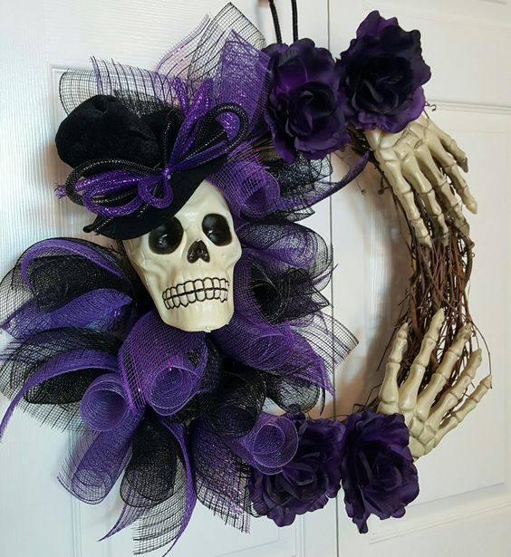 Black Lace Halloween Wreath