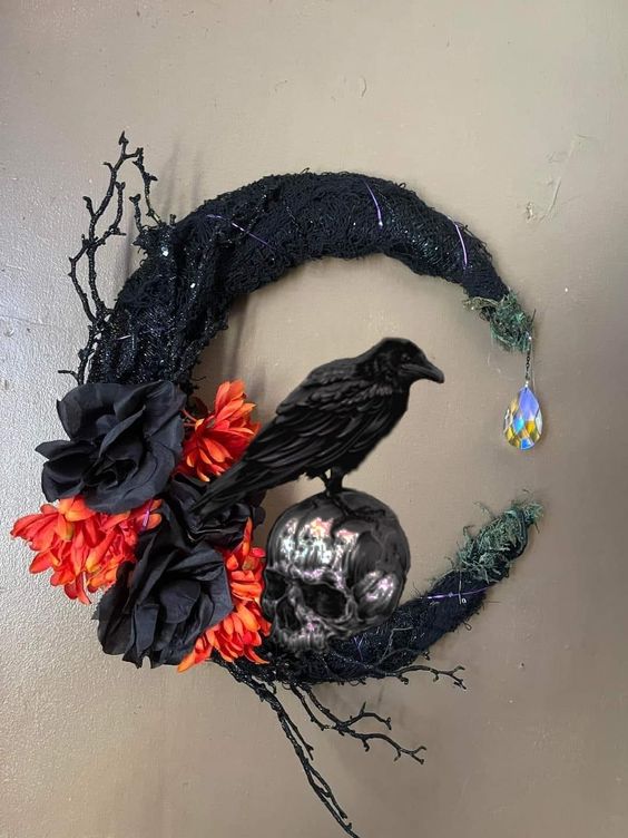 Halloween Wreath DIY Will Set You Apart from Your Neighbors