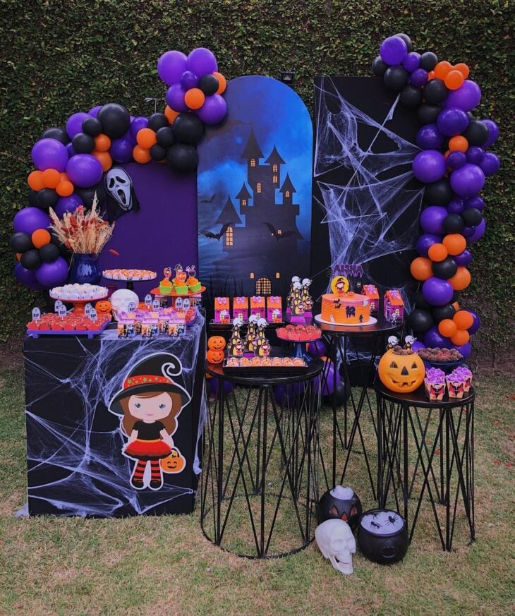 Spooky DIY Projects for Halloween Table Decor