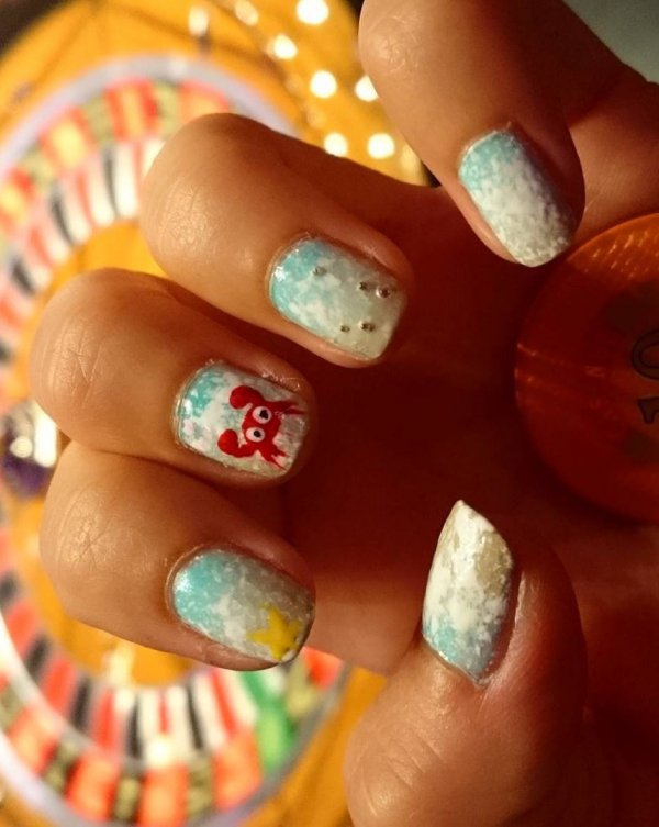 Cool Under The Sea Nails