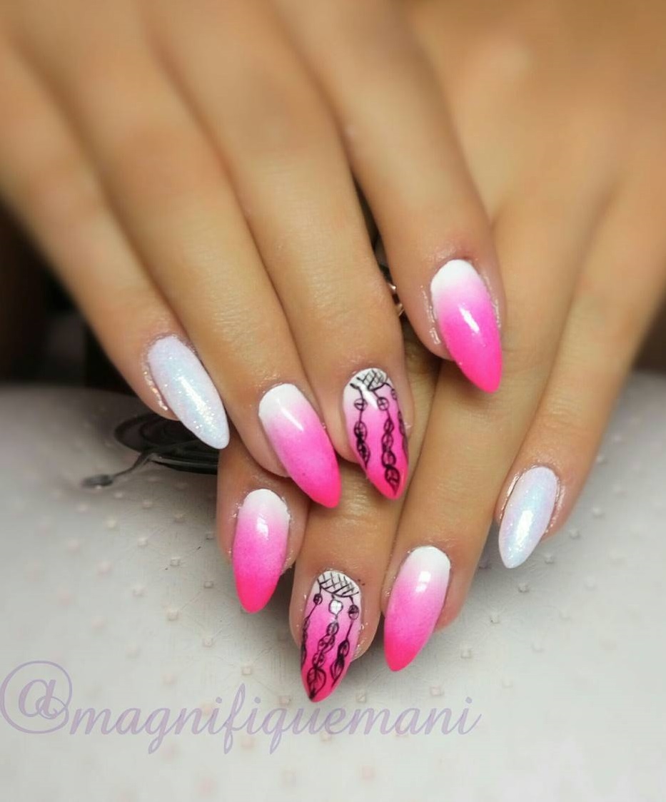 Dream Catchers Pink And White Nails For A Complete Nail Art