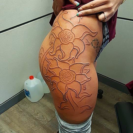 Free Hand Sunflower Side Hip Tattoo