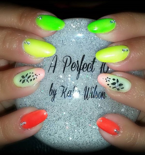 Summery Neon Nails Look Fabulous