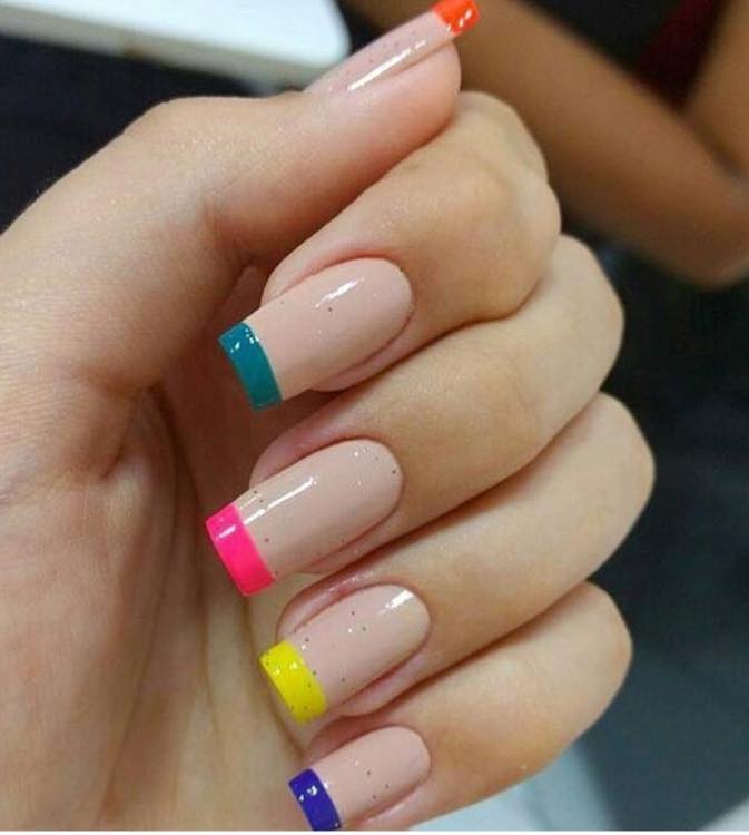 Amazing Acrylic Gel Plastic Nails Design