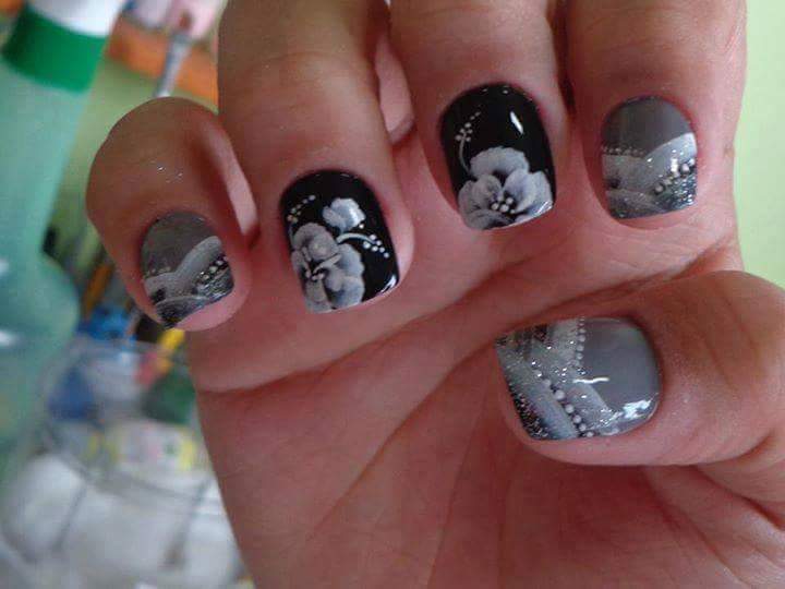 Classic Black and Grey Combination Nail Art