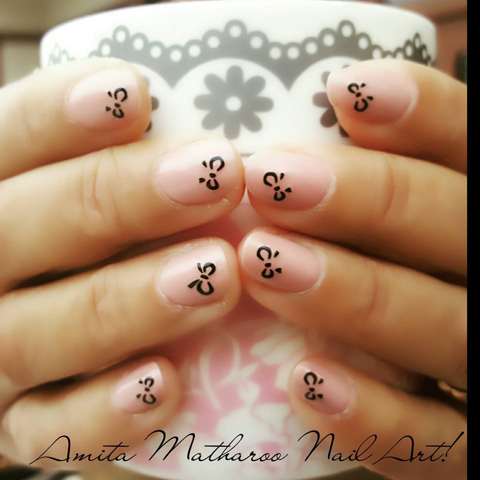 Dainty Gel Nail Art Design