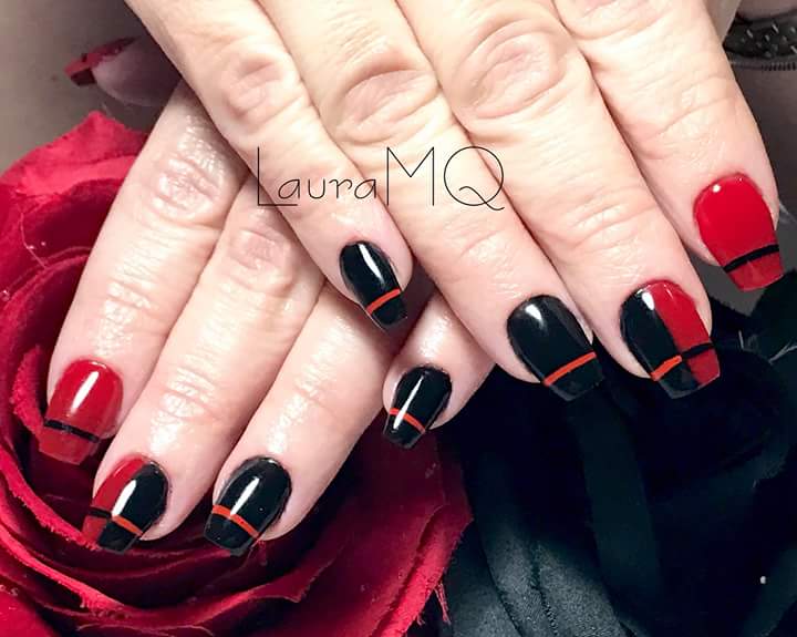 Droolworthy Red and Black Nail Art