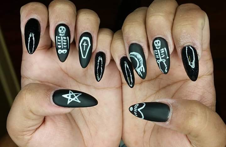 Fabulous Halloween Black Nail Art