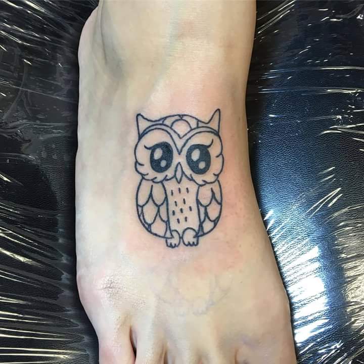 Most Simple But Elegant Owl Foot Tattoo