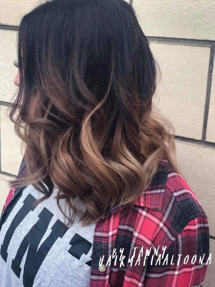 Subtle Blonde Highlights With Chocolate Brown Color