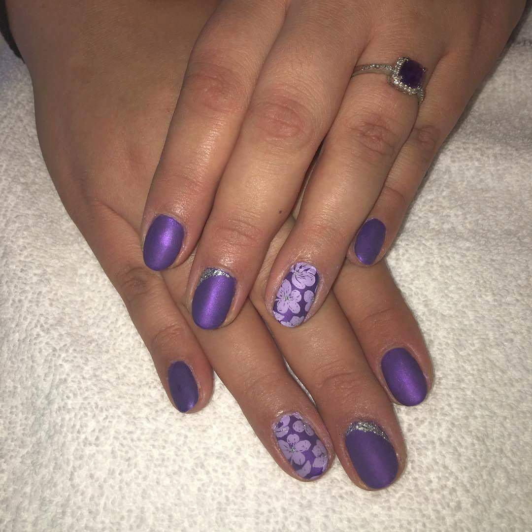 Amazing Purple Floral Nail Art Perfect for Casual Wear