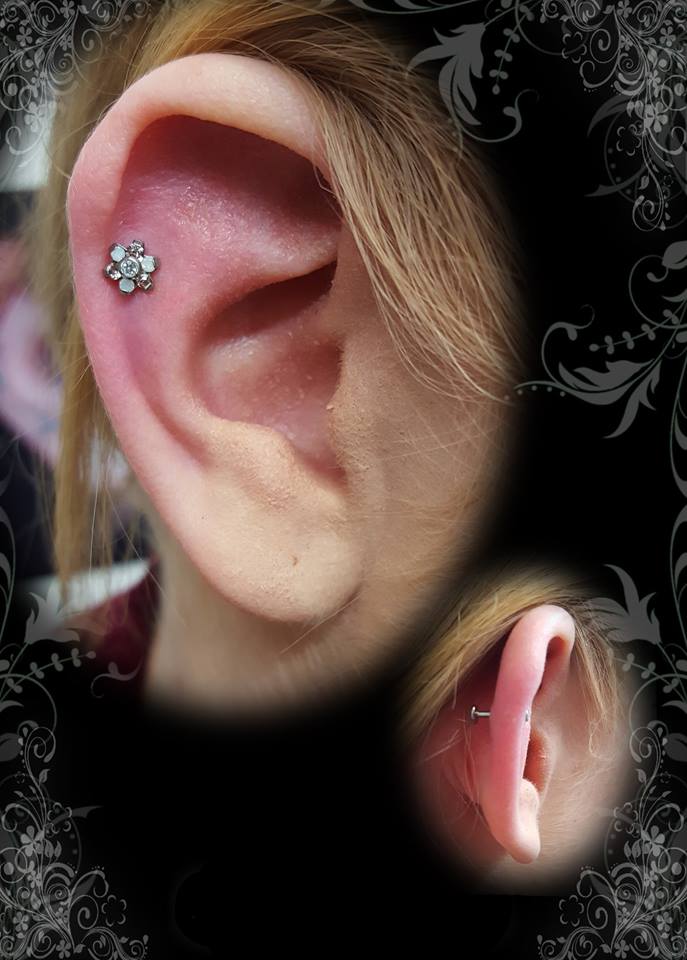 Ear Rim Piercing with Swarovki Crystal Flower