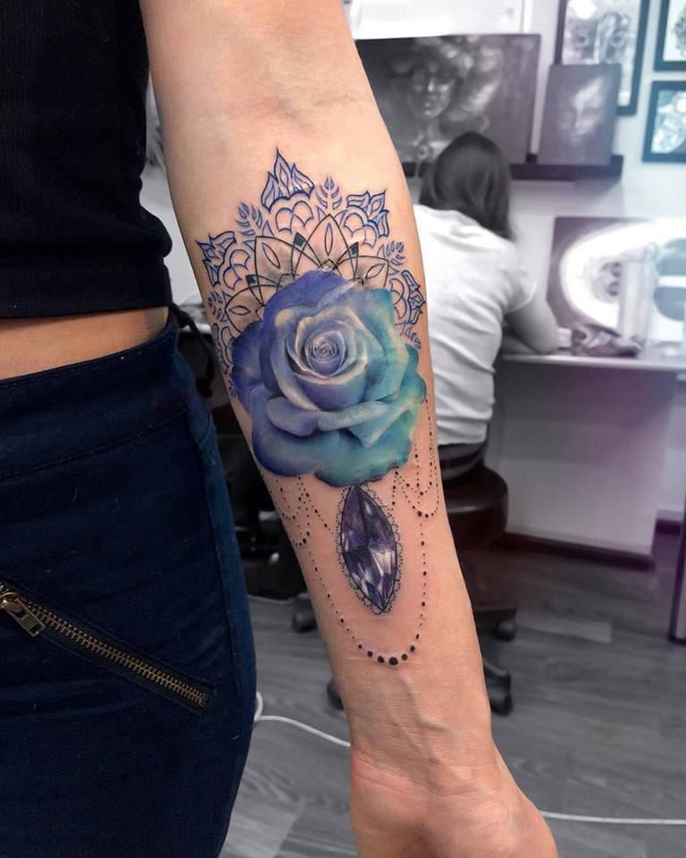 Fancy Watercolor tattoo Style