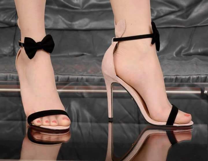 Imported pointed heel footwear with bow designed belt on the anklet