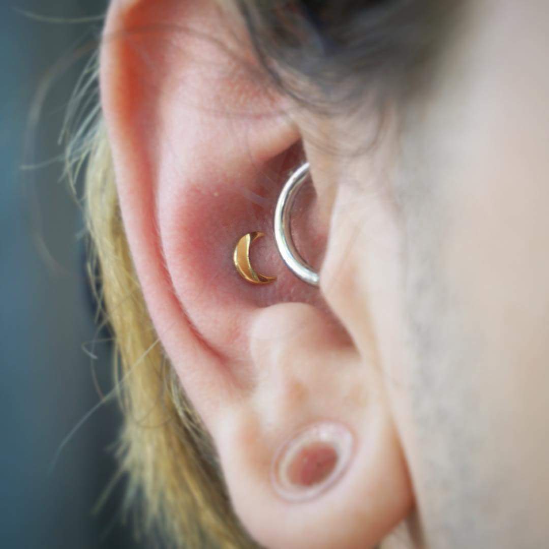 Incredible Gold Clicker Jewelry for Conch