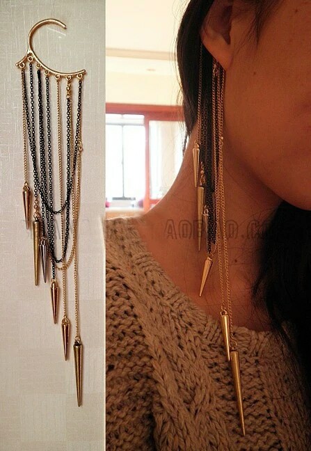 Plush Chain Beads Ear Cuff