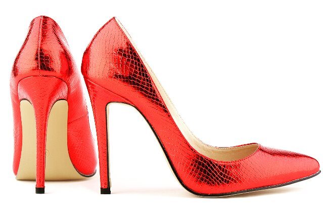 Scaly Red Shining Pump Heels To Get The Party Look