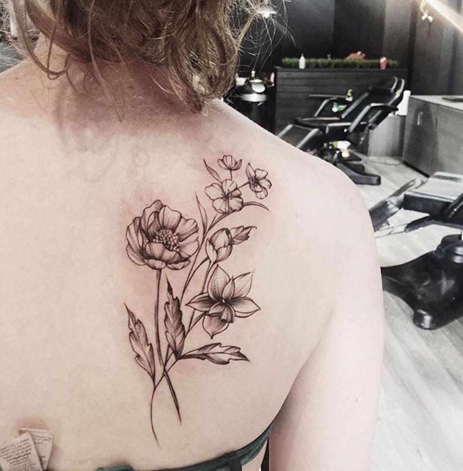 Super Cool Mixed Floral Back Tattoo for Women