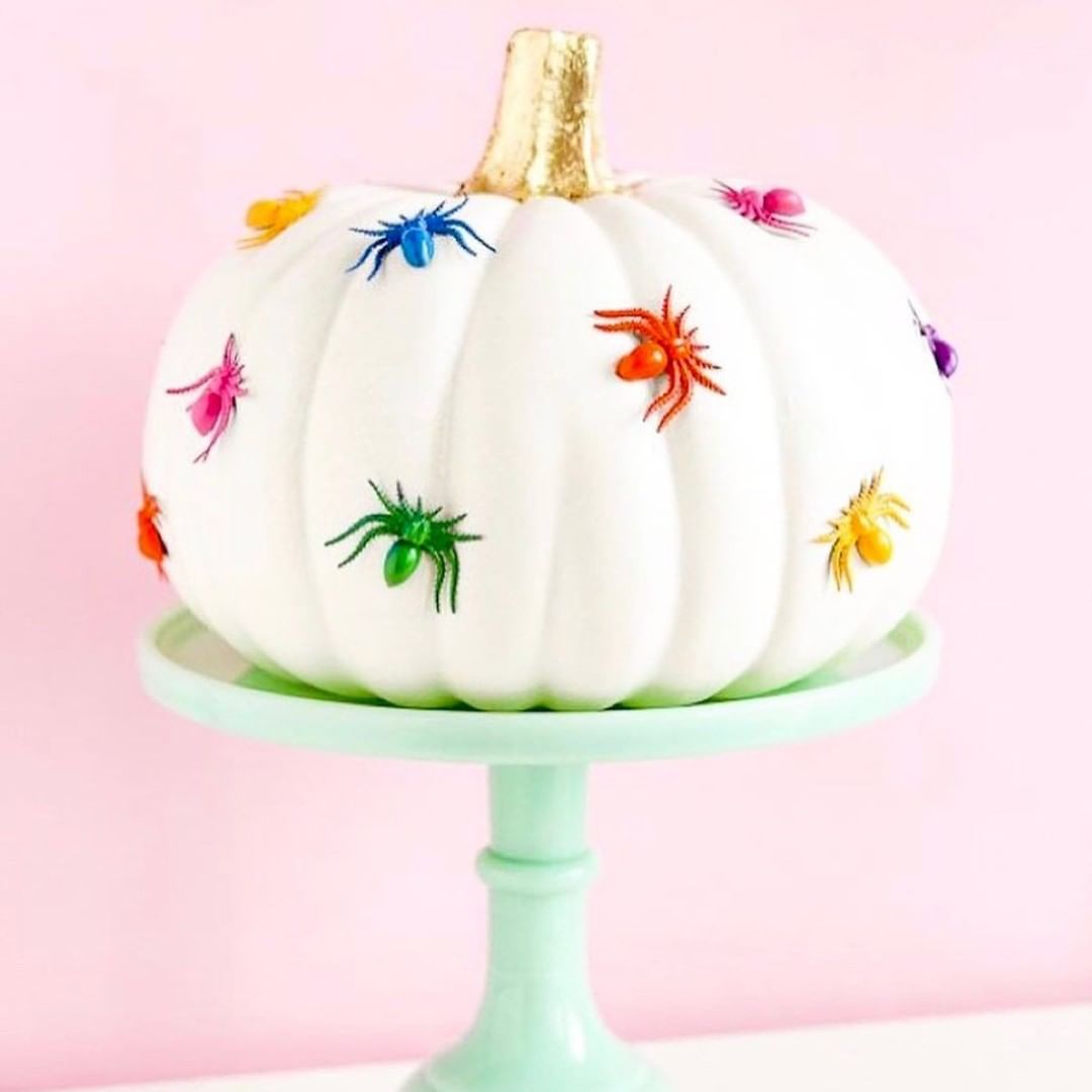 Chic Creepy Pumpkin