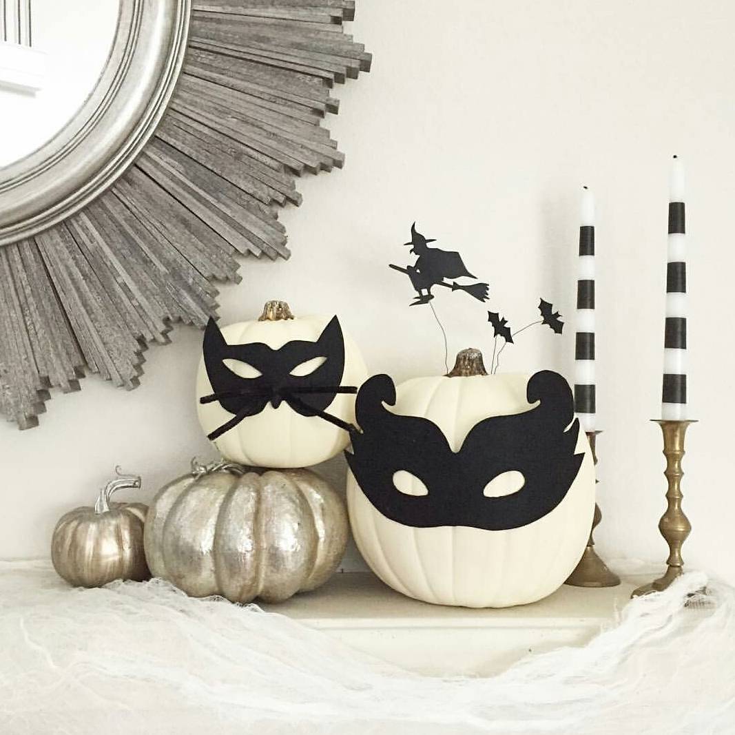 Masked Pumpkins for a Sophisticated Halloween