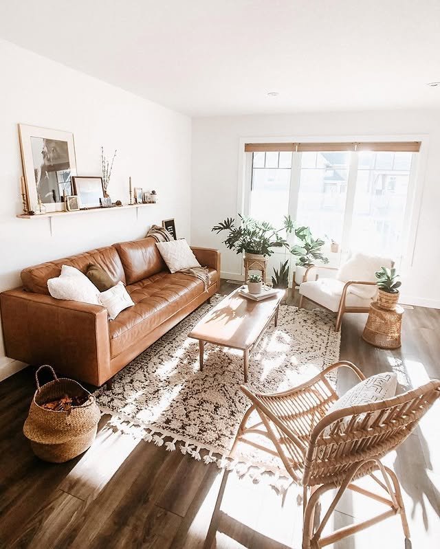 30 Bohemian Living Room Ideas: Unleash Your Free Spirit with Boho Decor! 8 Bright and Airy