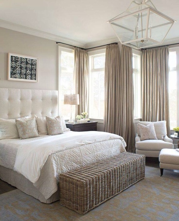 Airy and Elegant Bedroom with Neutral Tones