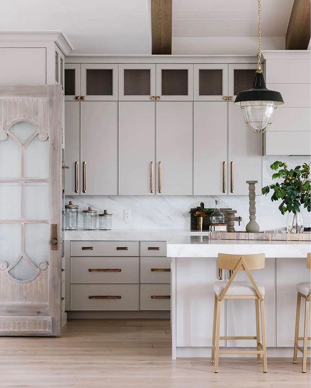 20 White Kitchen Cabinets: Ideas to Transform Your Kitchen 2 Industrial Edge
