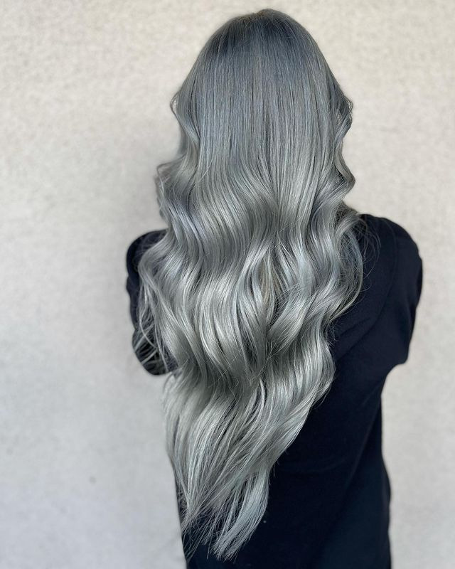 Glossy Slate Gray Waves