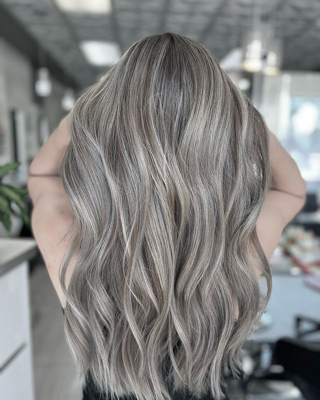 Soft Ash Blonde Waves