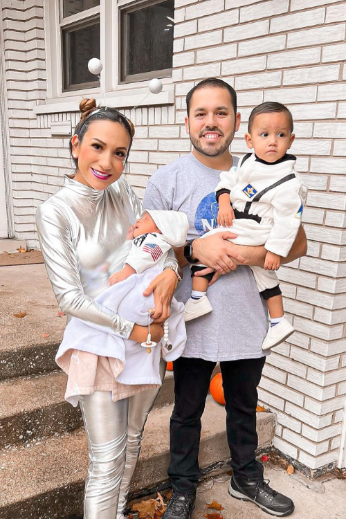 Top 50 Family Halloween Costumes for 2025: Creative Ideas for Every Crew 38 Alien, astronauts & scientist