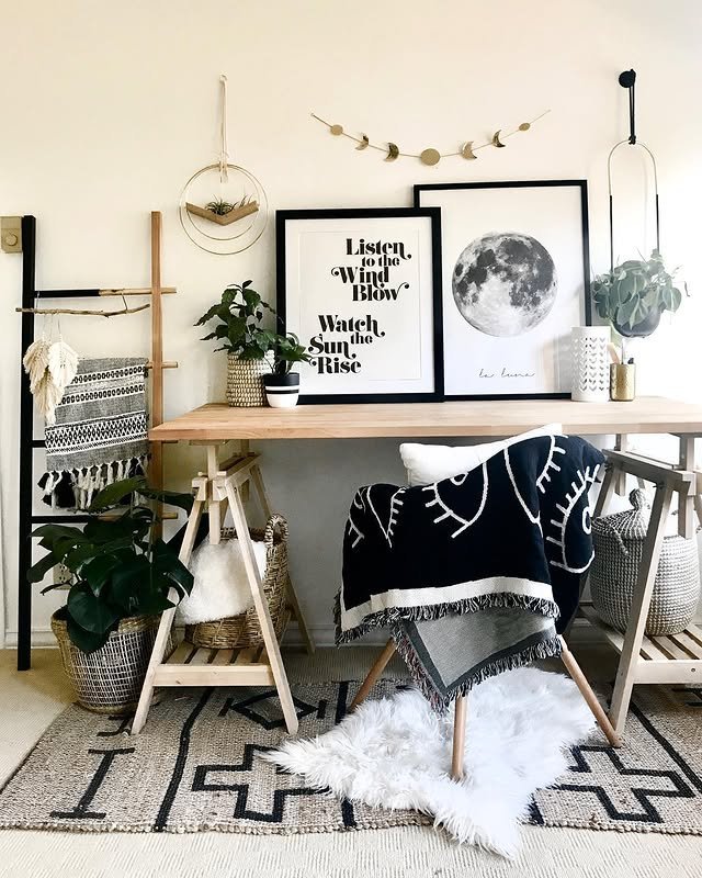 30 Easy Boho Home Office Ideas: Make Your Small Space Cozy! 30 Black Simple Boho